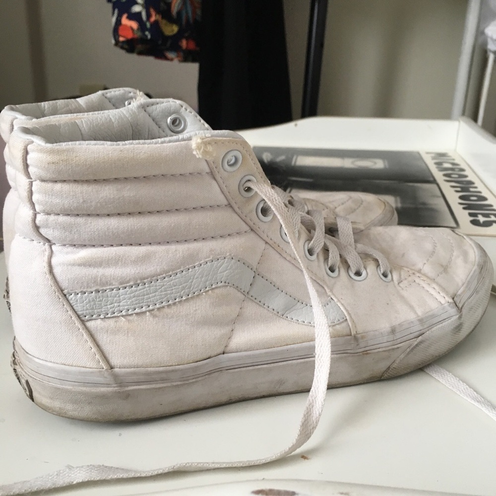 SOLD Women's Sk8 Hi Vans! - Picture 3 of 3